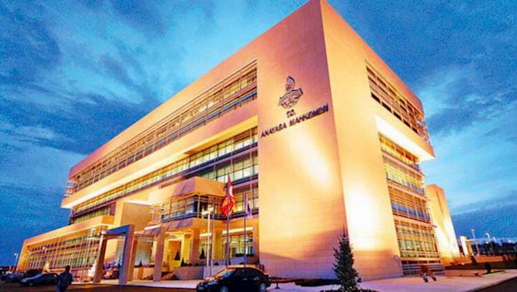 Trafo Panosuna Temas Eden Çocuğun Elektrik Akımına Kapılarak Yaralanması Nedeniyle Yaşam Hakkının İhlal Edilmesi