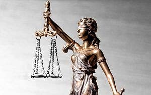 ANAYASA MAHKEMESİ KARARI - Hükme Esas Belgelerin Başvurucuya Bildirilmemesi Nedeniyle Silahların Eşitliği ve Çelişmeli Yargılama İlkelerinin İhlal Edilmesi