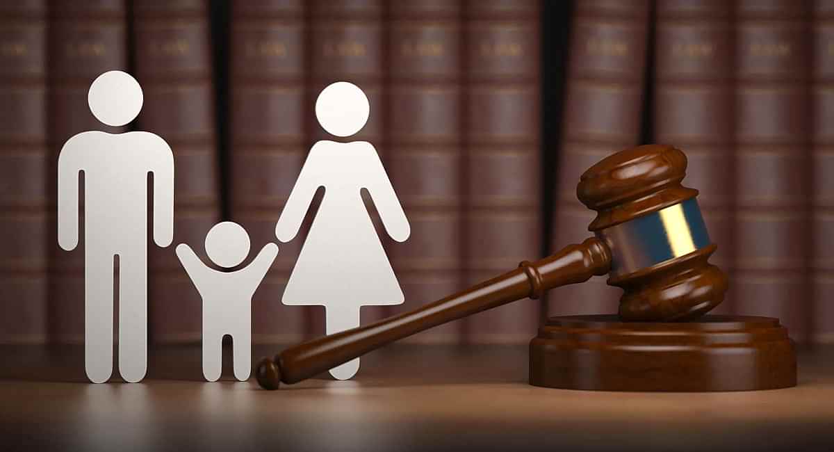 Velayet Hakkının Anneden Alınıp Babaya yahut Babadan Alınıp Anneye Verilmesi İçin Açılan Dava